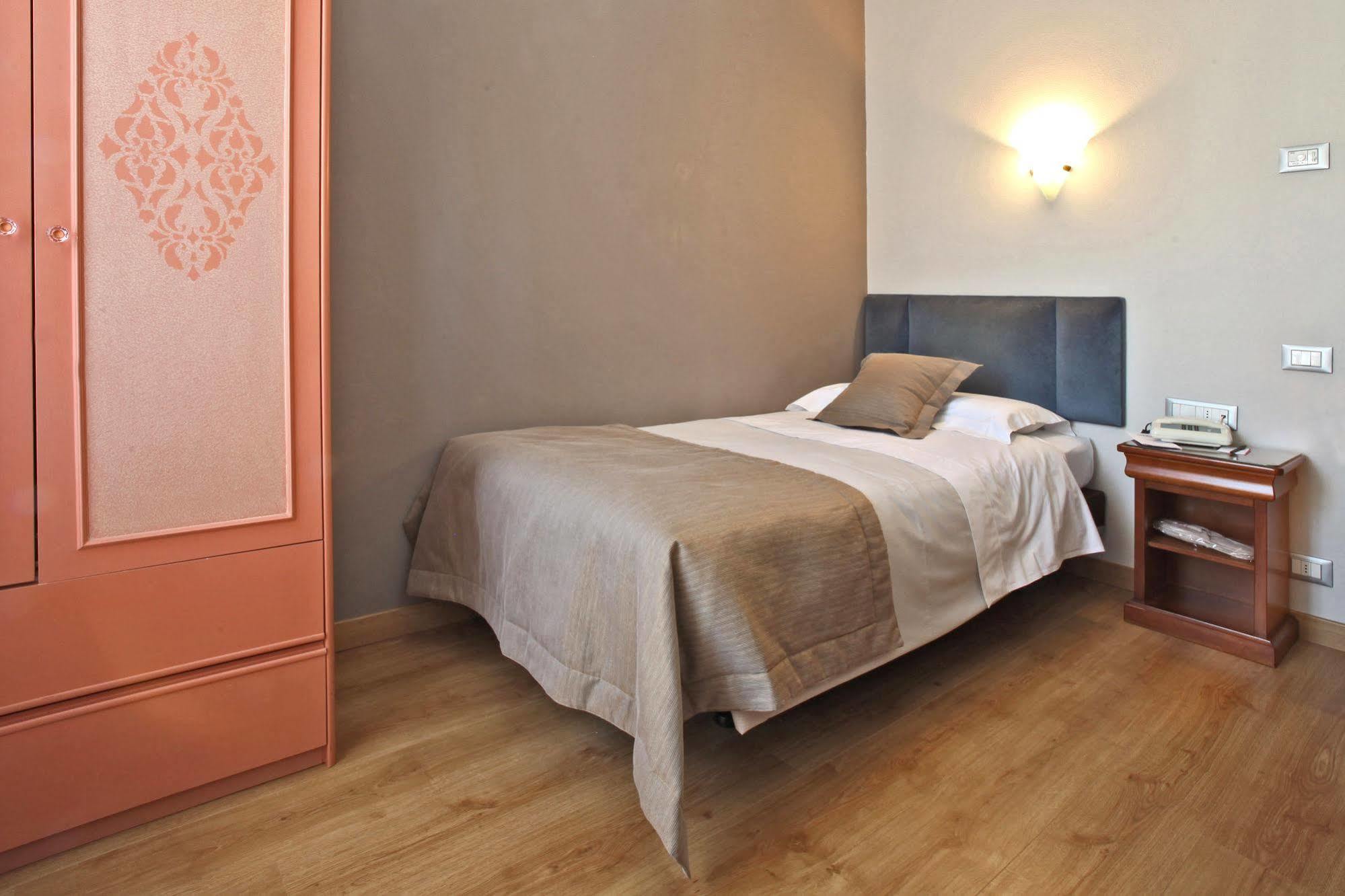 Terme Salvarola Hotel