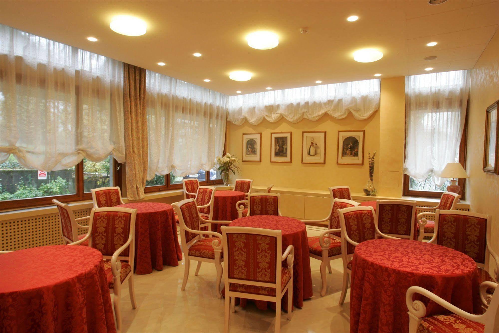 Terme Salvarola Hotel 4*